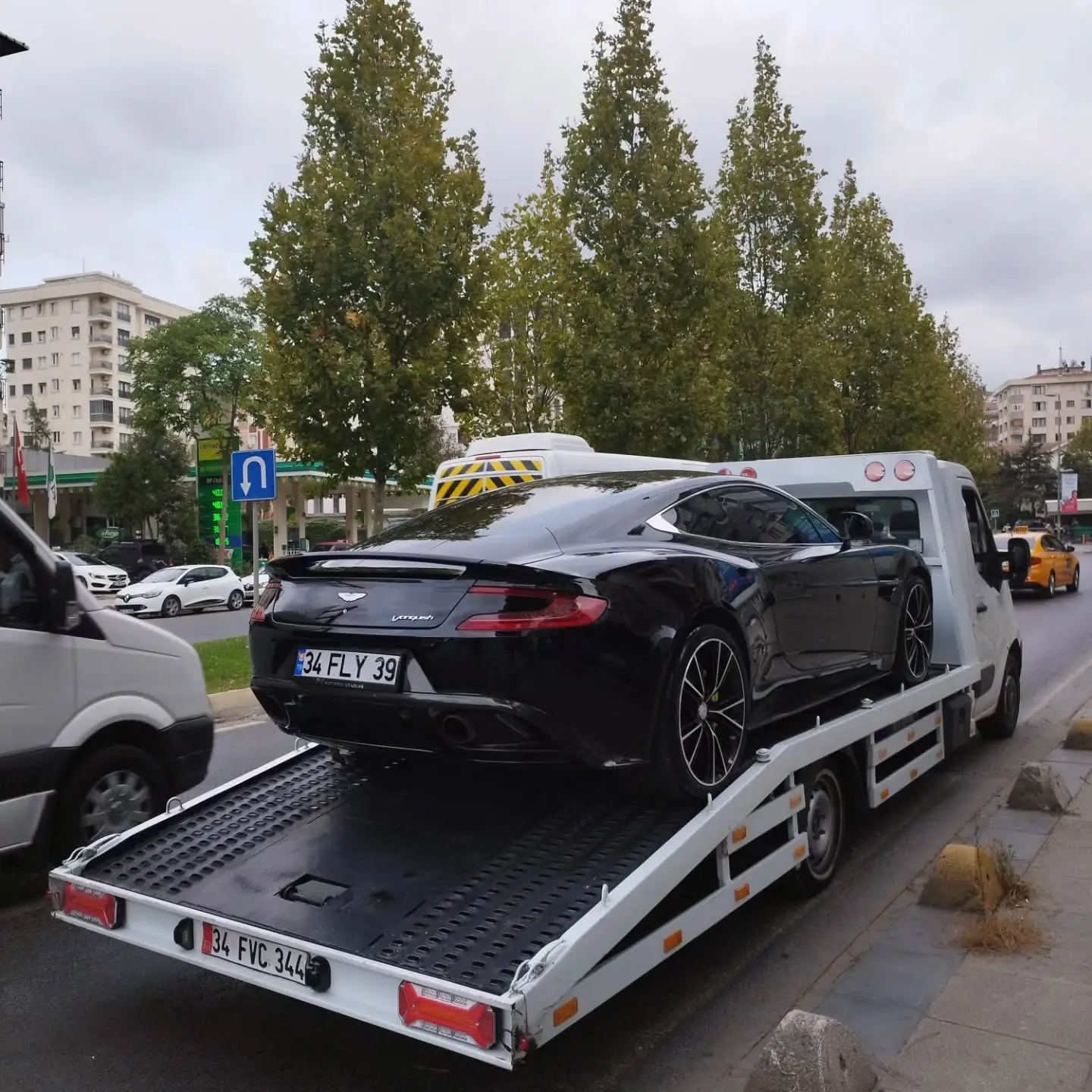 Tuzla’dan Maltepe’ye Güvenli Oto Taşıma Süreci — Adım Adım Rehber